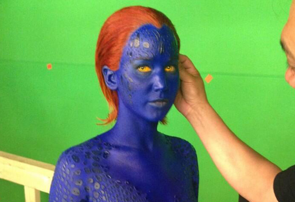 Jennifer Lawrence Shows Off Her Amazing Body During X-Men Shoot