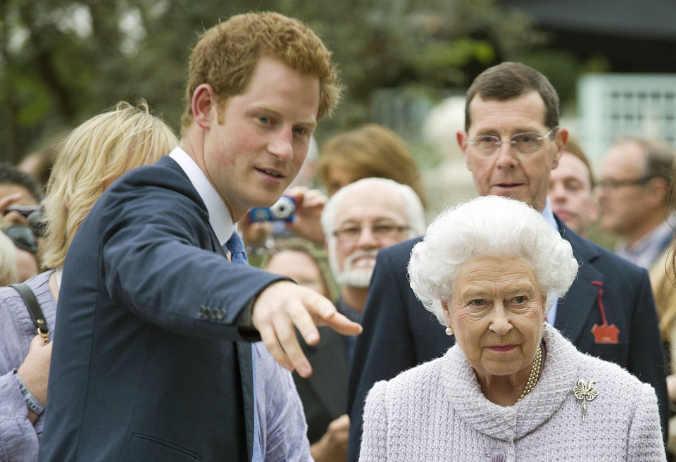 Prince Harry Shows The Queen Around The Chelsea Flower Show