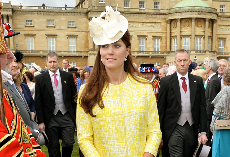 Kate Middleton And Baby Bump Wow In Emilia Wickstead